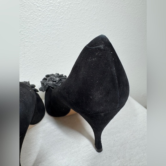 Sesto Meucci of Florence Silver Flower Black Suede Almond Toe Heeled Pump 10B - Picture 8 of 16